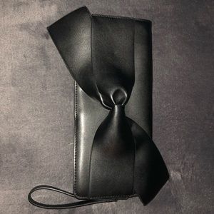 Black bow clutch
